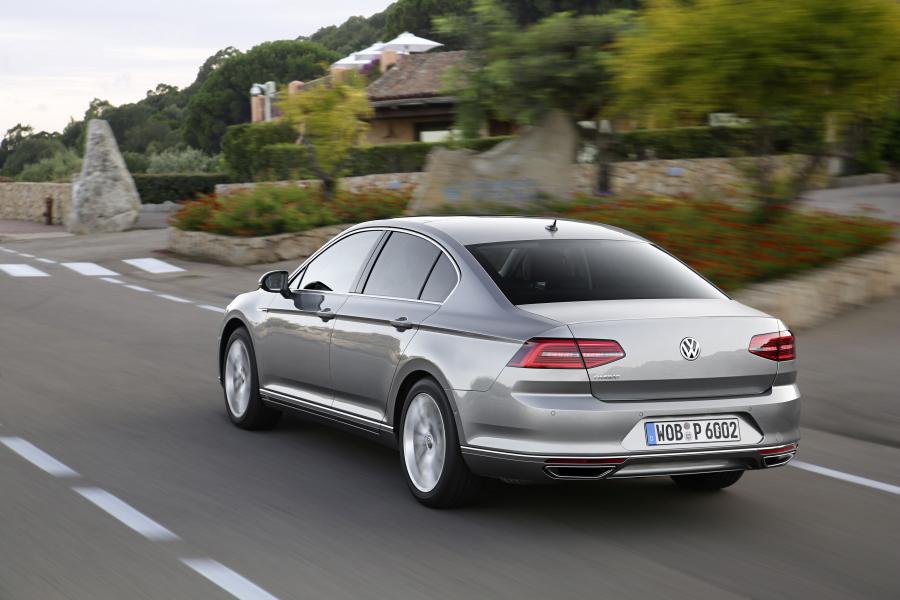  Volkswagen Passat 4-Motion 2014 года  (фото 8 из 21)